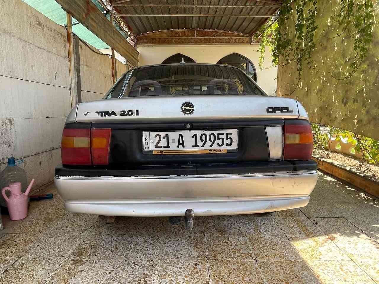 فكترا حجم 20  رقم سليمانيه سنويه جديده رقم مميز
موديل 1992
بطاقه بانزين بيها بدون حادث بدون خياس 
قاعده دبل خلفي مامصلح 
محركً جديد لاصرف ولا بخار
كير عادي 
جام عادي 
سعر 35 مكاني كركوك دوميز
***********
***********
