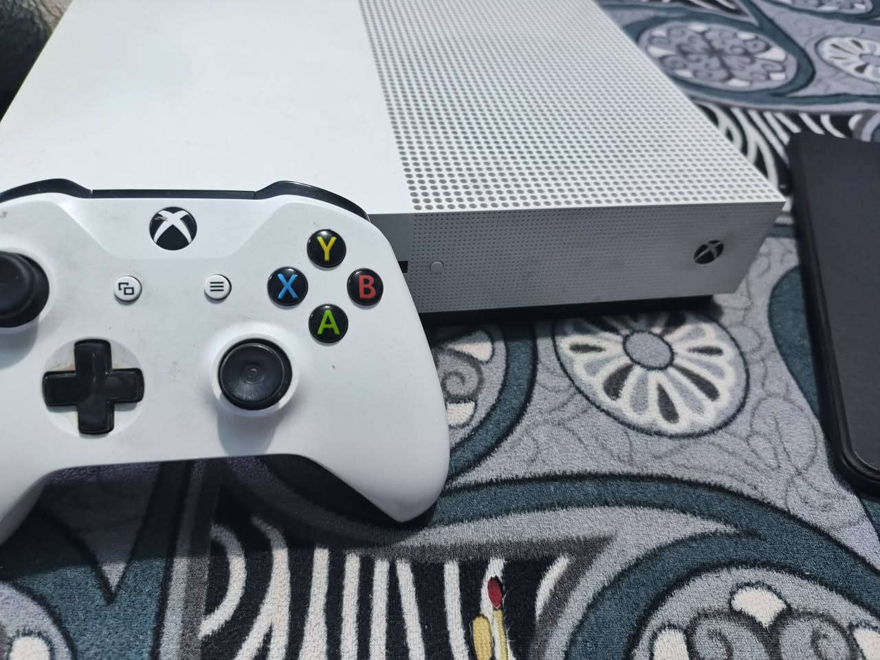 سلام عليكم اكس بوكس ون 
واحد تيرا البيع مكان بغداد 
السعر 170   نضافه 99 جهاز مامفتوح كلشي شغال بي


**إذا كنت صاحب هذا الإعلان وتريد حذفه لأي سبب، رجاءا أرسل رسالة إلى الدعم الفني**