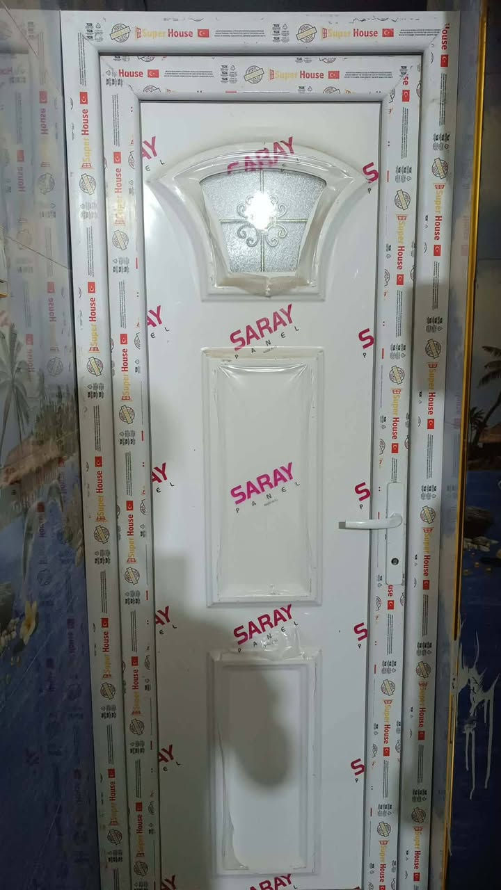 غرفه اخشاب للبيع بدون جربايه سعرها 300 وبيها مجال
باب pvc العرض 71 والجول 191 سعره 70 وبي مجال 
***********
