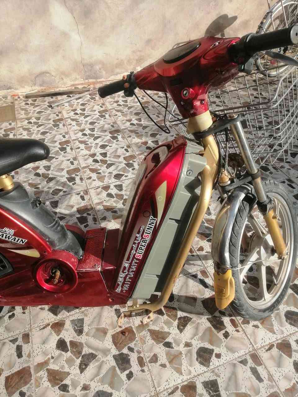 ماطور شحن نضيف جدا ٢٠٠ الف ***********
