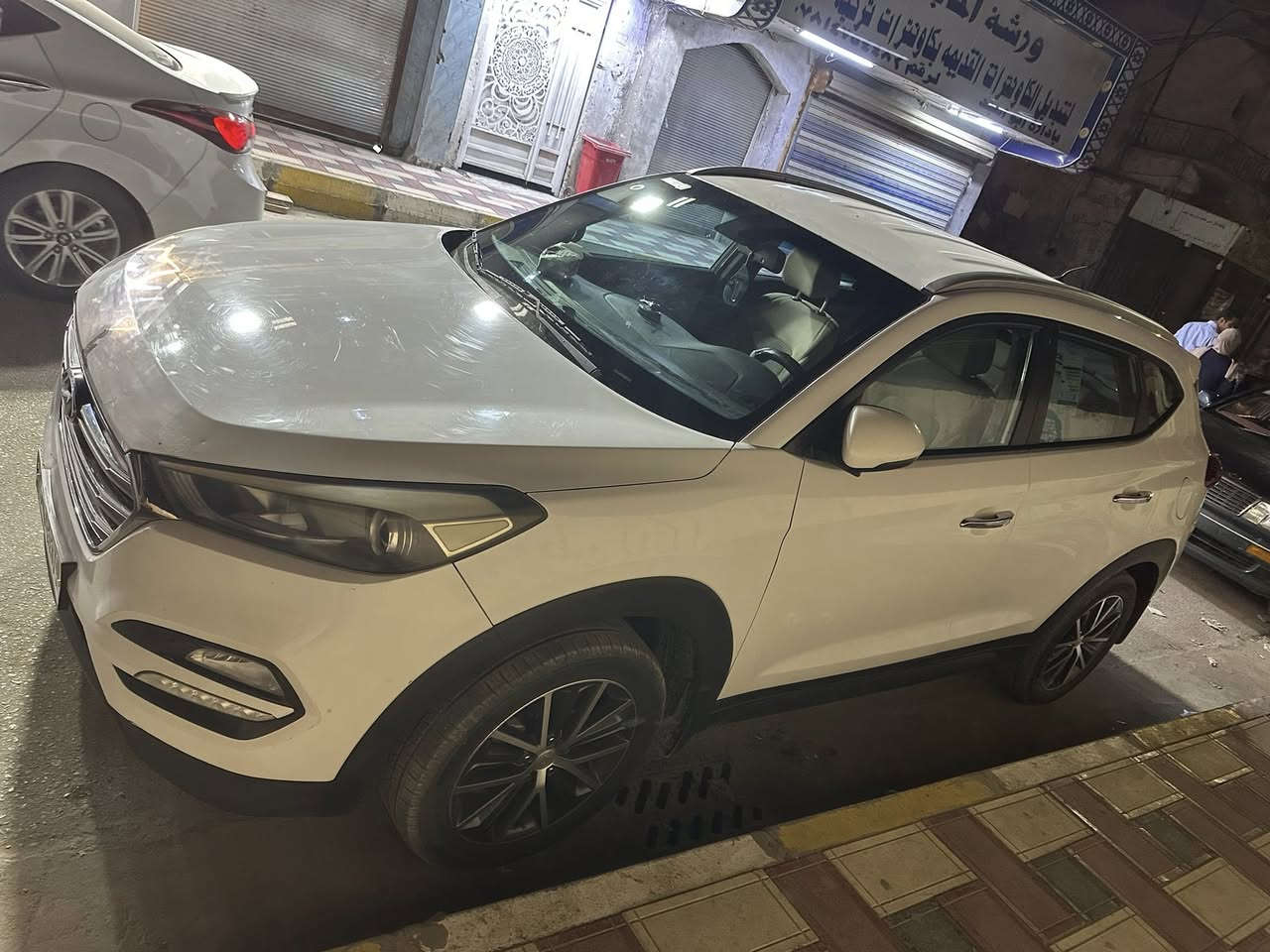 توسان موديل 2016 خليجي نص فول المعروف بي بارد بصيط في مقدمة البندين   165               ***********
