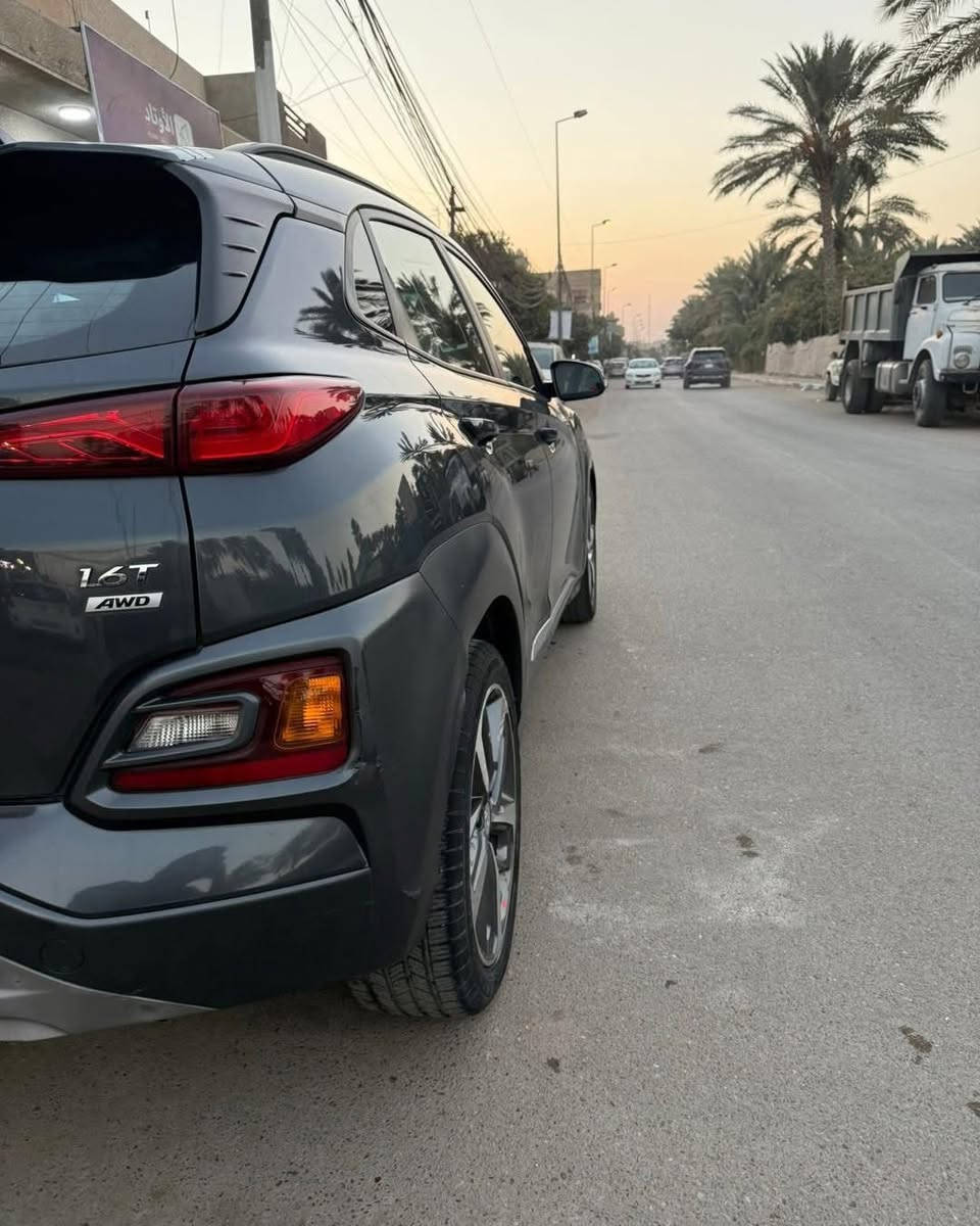 معرض الامام المركزي العنوان بغداد الكريعات شارع الوقف السني

🚗 Hyundai Kona 2020 وارد أمريكي
🔧 1.6 تيربو | ⚡ 175–190 حصان
⚙️ 7 سرعات DCT | 🚘 AWD
📍 36 ألف مايل

✨ كامل المواصفات:
فتحة سقف – كراسي تدفئة – رادار – تحديد مسار – نقاط عمياء
شاشة + CarPlay – كاميرا 

🧊 تبريد ثلج
🛠 مكينة وكير مكفولات
📌 حادث بنيد وجاملغ 

💰 السعر: 11,400$ قابل للتفاوض
📞 *********** | ***********
📍 بغداد – الكريعات

