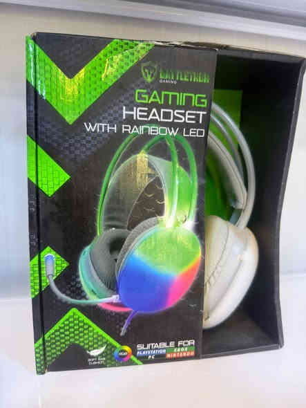 سماعات گيمنك /مايك /جويستكات گيمنك/كاميرات طاقه شمسيه 
للاستفسار ***********
