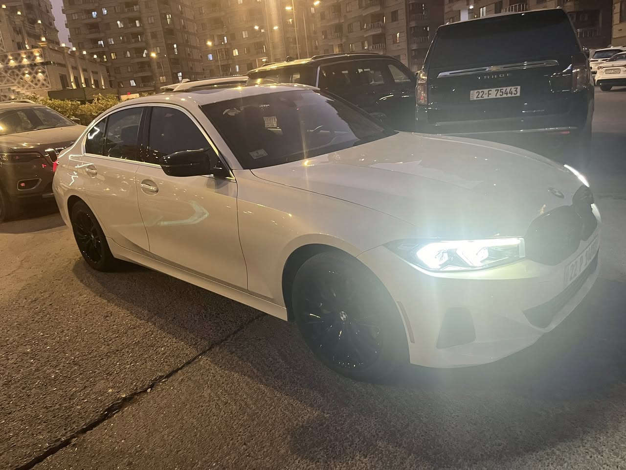 السلام عليكم
جمعة مباركة

BMW 330i x-drive 2024

مكفولة من الصبغ والتبديل بيها فقط PDR بالمكان المحدد بالصور وصور المزاد موجودة هم

بدون ايرباك بدون دواخل

ماشية 7 آلاف ميل فقط

السعر $350

***********

