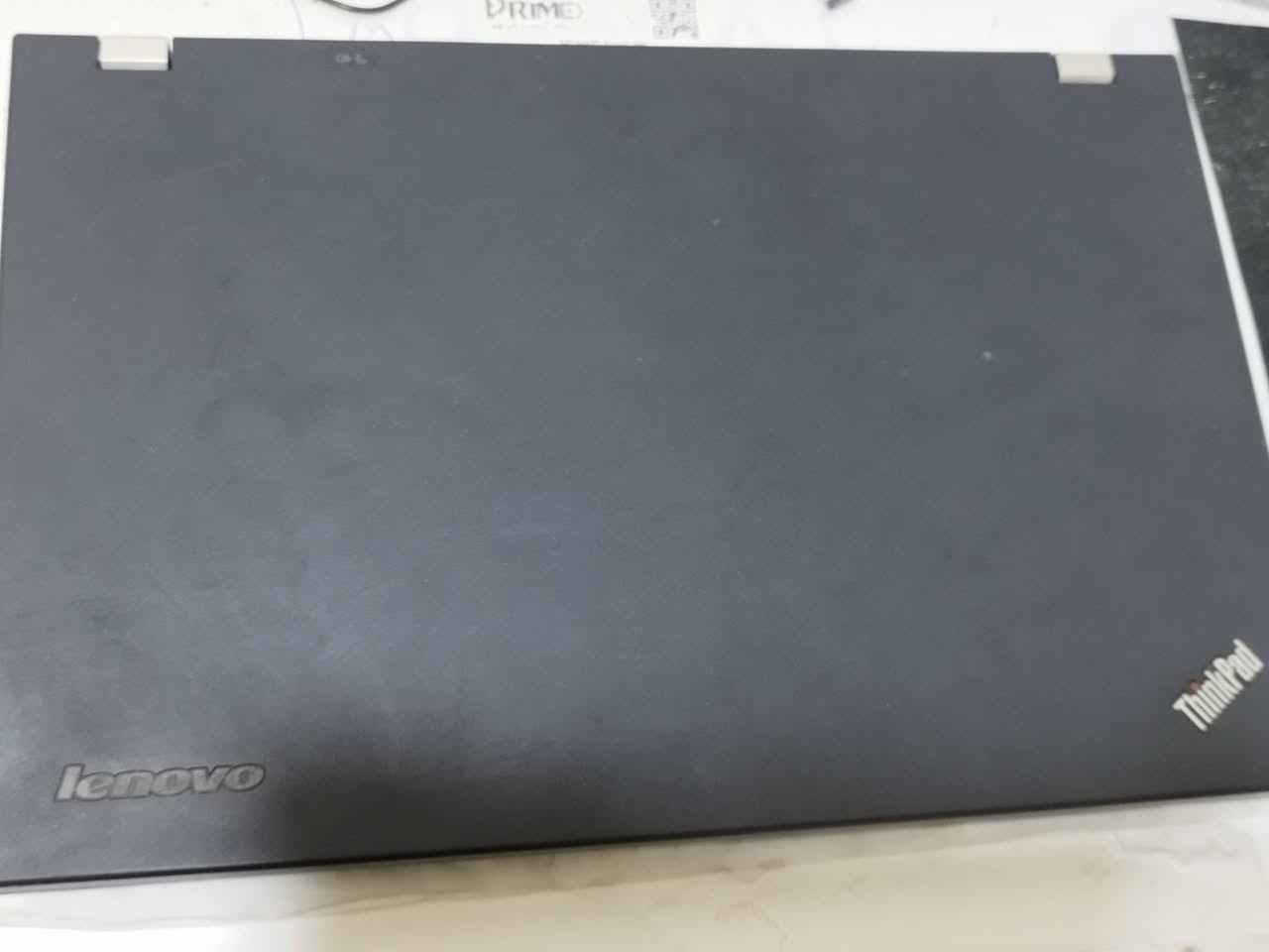 💻 لابتوب  (لينوفو) نظيف جداً للبيع 💻
الجهاز شغال 100% وما بيه أي نقص أو عيب، سريع جداً بالإقلاع والفتح بفضل هارد الـ SSD. ممتاز جداً للدراسة، البحوث، التصفح، أعمال المكتب، البرمجة الخفيفة، وتشغيل الألعاب الكلاسيكية.
📊 المواصفات الفنية (Specifications):
المعالج: Intel Core i7-3520M CPU @ 2.90GHz (معالج قوي للأعمال اليومية والدراسة).
الذاكرة العشوائية (RAM): 8GB DDR3.
الهارد (التخزين): SSD سريع جداً بسعة 240GB (النظام سريع ومستقر).
كارت الشاشة (ينطيك كارتين):
كارت منفصل: NVIDIA NVS 5400M (1GB فليت).
كارت داخلي: Intel HD Graphics 4000.
النظام: Windows 10 نسخة 64-bit مفعلة وجاهزة للاستخدام.
🔋 الملحقات والنظافة:
النظافة الخارجية: [نظيف حيل واستعمال شي قليل 
البطارية: [حيل زينه].
يجي وياه الشاحن الأصلي.
💰 السعر: [175] (بيه مجال بسيط للشراي).
#ادمن


**إذا كنت صاحب هذا الإعلان وتريد حذفه لأي سبب، رجاءا أرسل رسالة إلى الدعم الفني**