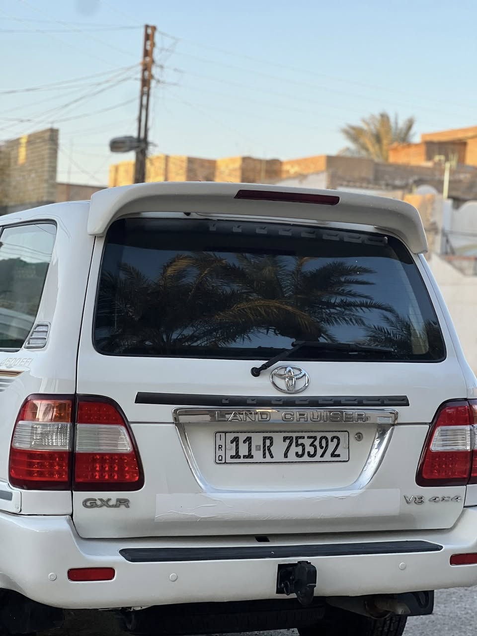 غني عن التعريف 

تبريد مركزي ثلاث قطع ثلج وتبريد لكزز معرف 
سبعة راكب 

ثلاجة 

شاشة وشاشة بلسقف 

تدفئة بلكشنات 

منصومة مال عالي وناصي لد نهار 

السيارة بيها رش صبغ اثر التحديث فقط بدون حادث تكم قمارة شواصي لغود كلة كفالة الحمدلله 

سيارة جديدة ومرتبة ومال جناي
للسعر والتفاصيل اتصل او واتساب تحياتي 

***********
وبلعافية عل تكون من نصيبة
