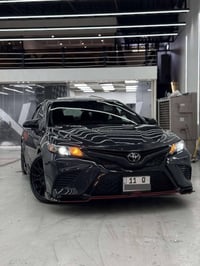 كامري 2023TRD لون مميز اسمنتي  مكينه 3500v6 كير 8نمر  وارد امريكي +صور...