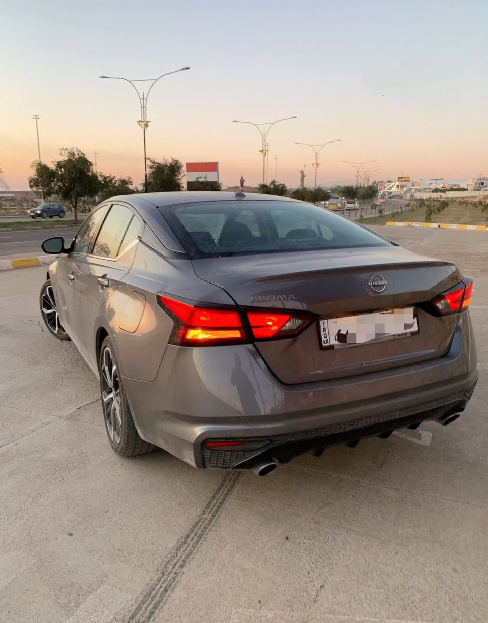 السلام عليكم
نيسان التيمأ SR للبيع 2024
سيارة وارد امريكي 
مواصفات ال sr معروفة 
نضام رادار 
مثبت سرعه
بريك تلقائي عدم اصطدام 
باقي مواصفات معروفه 
سيارة مرقمة جديد
سنوية ب اسمي 
هزه فحص جديد 
رقم السياره اربيل 
سياره نضيفة مال بيت تراب الشركة بيها صار فترة قليلة ماخذها 
ضررها بونيد مبدل بلادي 
و جاملغ صفحه السكن معدل 
شرط السياره من دعاميه لدعاميه 
شرط التحويل و الغرامات 
 السعر سياره 180 بيها مجال بسيط 
مكان السيارة كركوك 
رقم التلفون 
***********
واتس اب مفتوح
