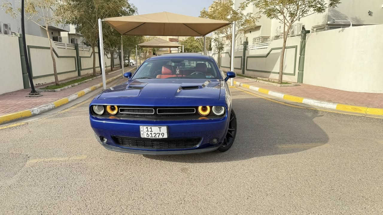للبيع جالنجر 2018 SXT Plus
محرك 3.6L V6

ماشيه 86 

رقم بغداد جددته قبل فتره وسنويه وهزه جديده 

تحويل مباشر-

........

لون ازرق جويتي مميز 

فتحه سقف

شفتات ستيرن 

داخل جلد احمر 

شاشه تدعم ابل كار بلي

ضرر جاملغ خلفي بدون شواصي او دواخل 

وبدون ايرباك .

وبيهه جاملغ امامي طخه بسيطه موجوده عندي صورهه نفسه الجاملغ مصلح (بدون تبديل)

سياره استخدام شخصي بدون برجمه او اي تغيير

محرك وكير بوضع  الشركة 

السعر المطلوب 174 وبيهه مجال

تفاصيل اكثر صور الضرر ع خاص.

او واتساب

***********
