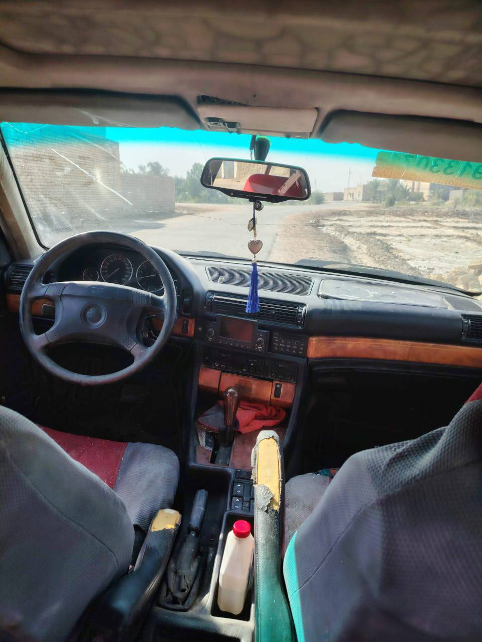 السلام عليكم ورحمة الله وبركاته bmw 735 بدي قديم كير مكفول 100
مكينة يرناد الها ترتيب  بس السيارة تشتغل صاروخ  السيارة إميل دينمو جديد سلف جديد ويل شعاع الأصلي مو التجاري السيارة بيها هواي شغلات زينة يعني تفصيخ تفصيخ تفصيخ 15 ورقة من الأخير بس الكير ماخذة 7 ورقات من الحلة مكان السيارة السماوة  الي تفيدة يتصل *********** السعر نهائي اخوان الي تفيدة يتصل
