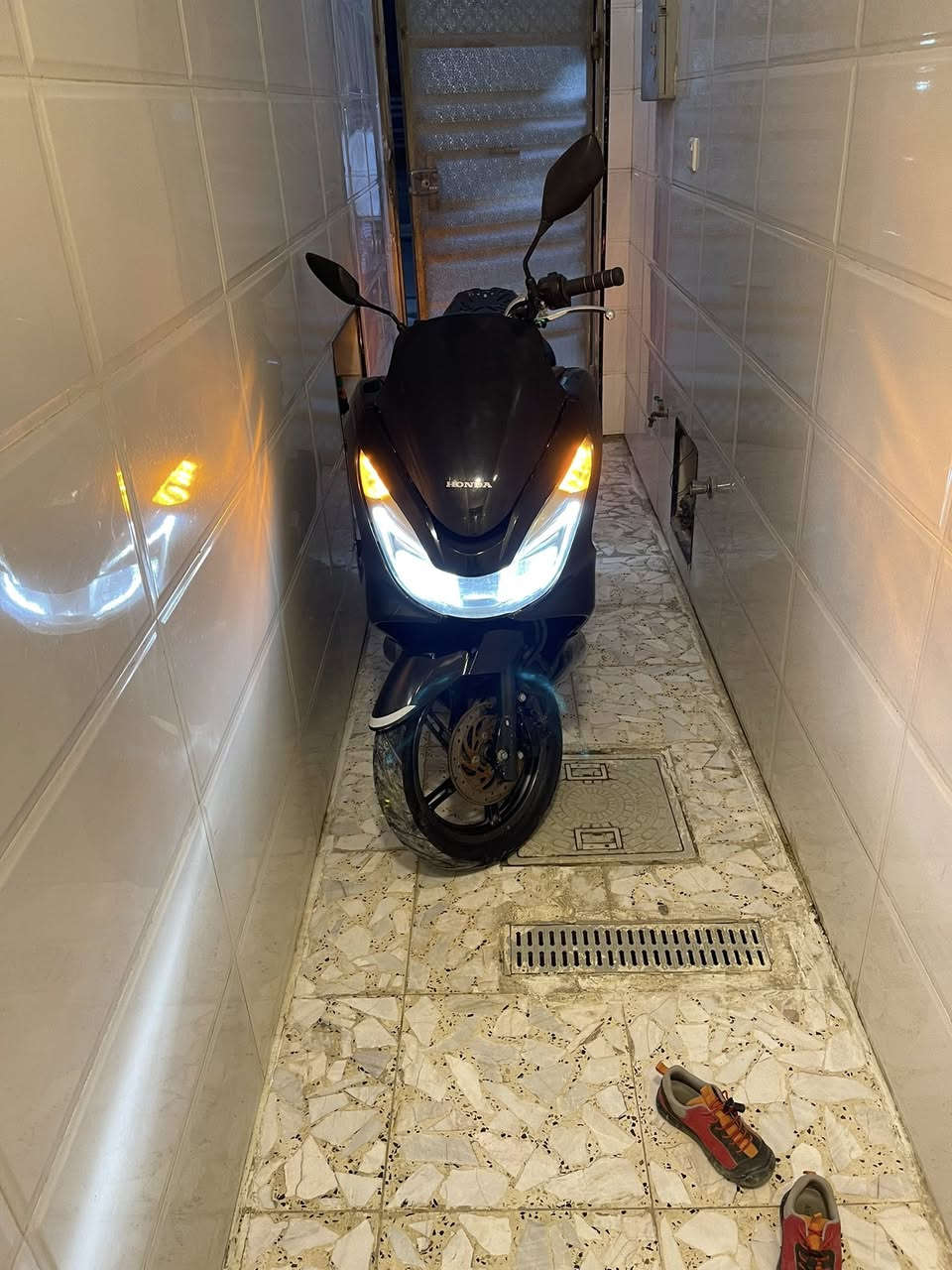 سلام عليكم بي سي اكس جيل ثاني ياباني ماشي 57 الف رقم ***********
