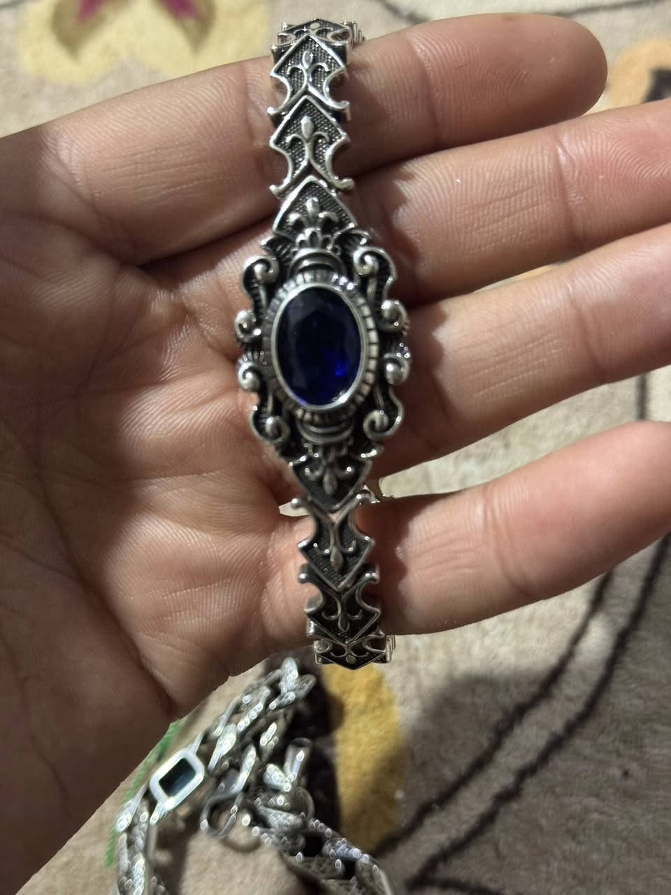 سلام عليكم عيوني سوارات وكلايد إسترليني بيع جمله مفرد مراسله صفحه أو نتصال رقم الهاتف ***********
