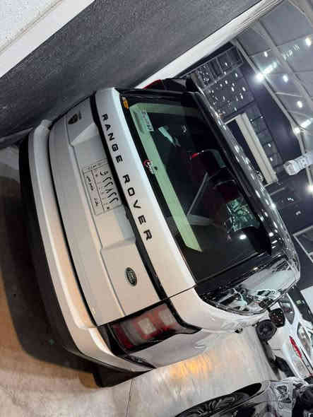 رانج روفر  فوك موديل ٢٠١٤ 
السياره محدثة ٢٠١٨ تحديث وكالة
خليجية وكالة سردار 
عداد المسافة ٩٠ الف كيلو متر
مكفولة من الصبغ والبارد والتبديل للاتصال *********** السعر جدا جدا جدا مناسب بغداد
