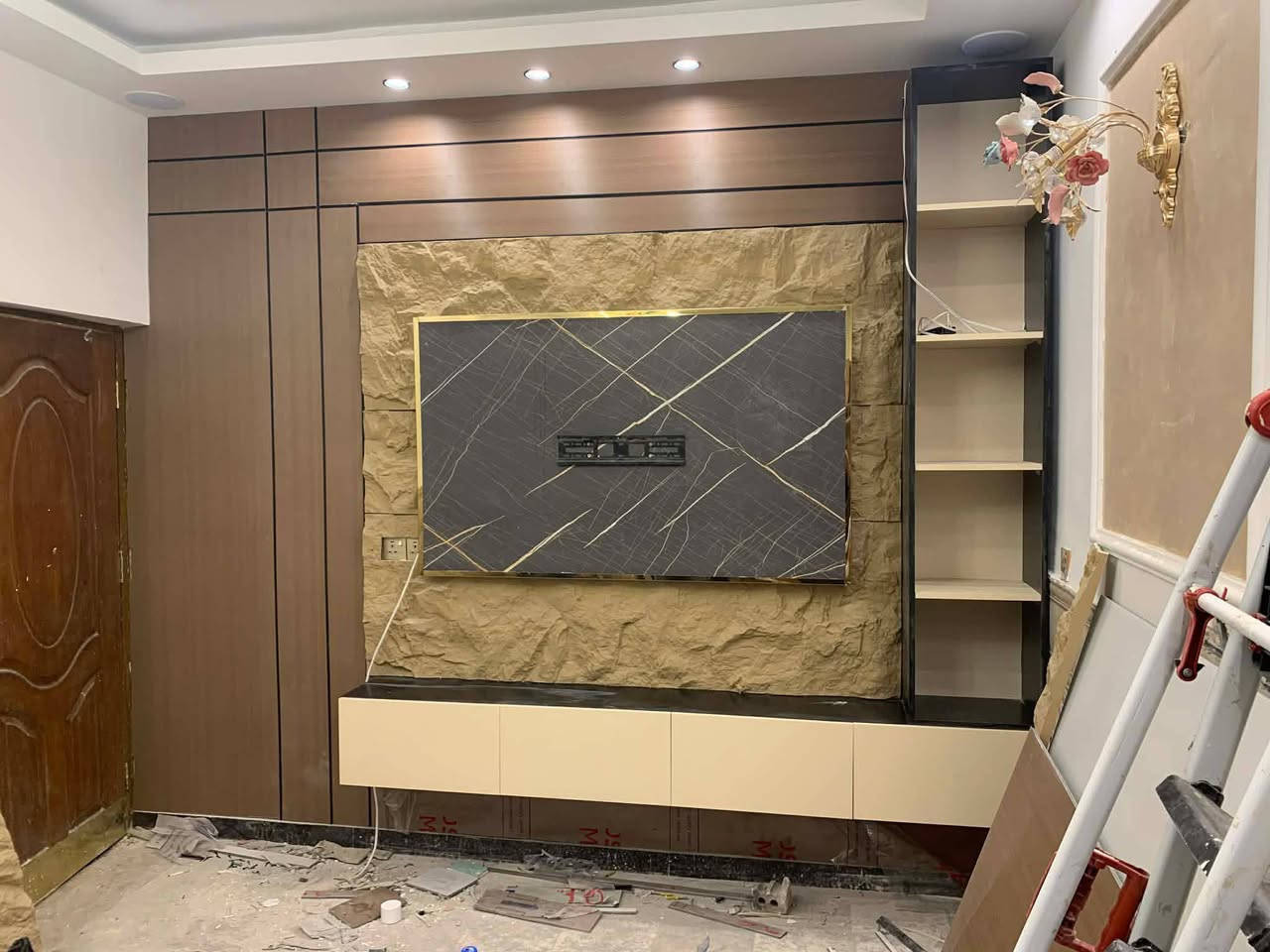 خلفه سقوف ثانويه وديكورات متفرغ حاليا
*********** بغداد الشعلة الإستفسار الخاص مفتوح
