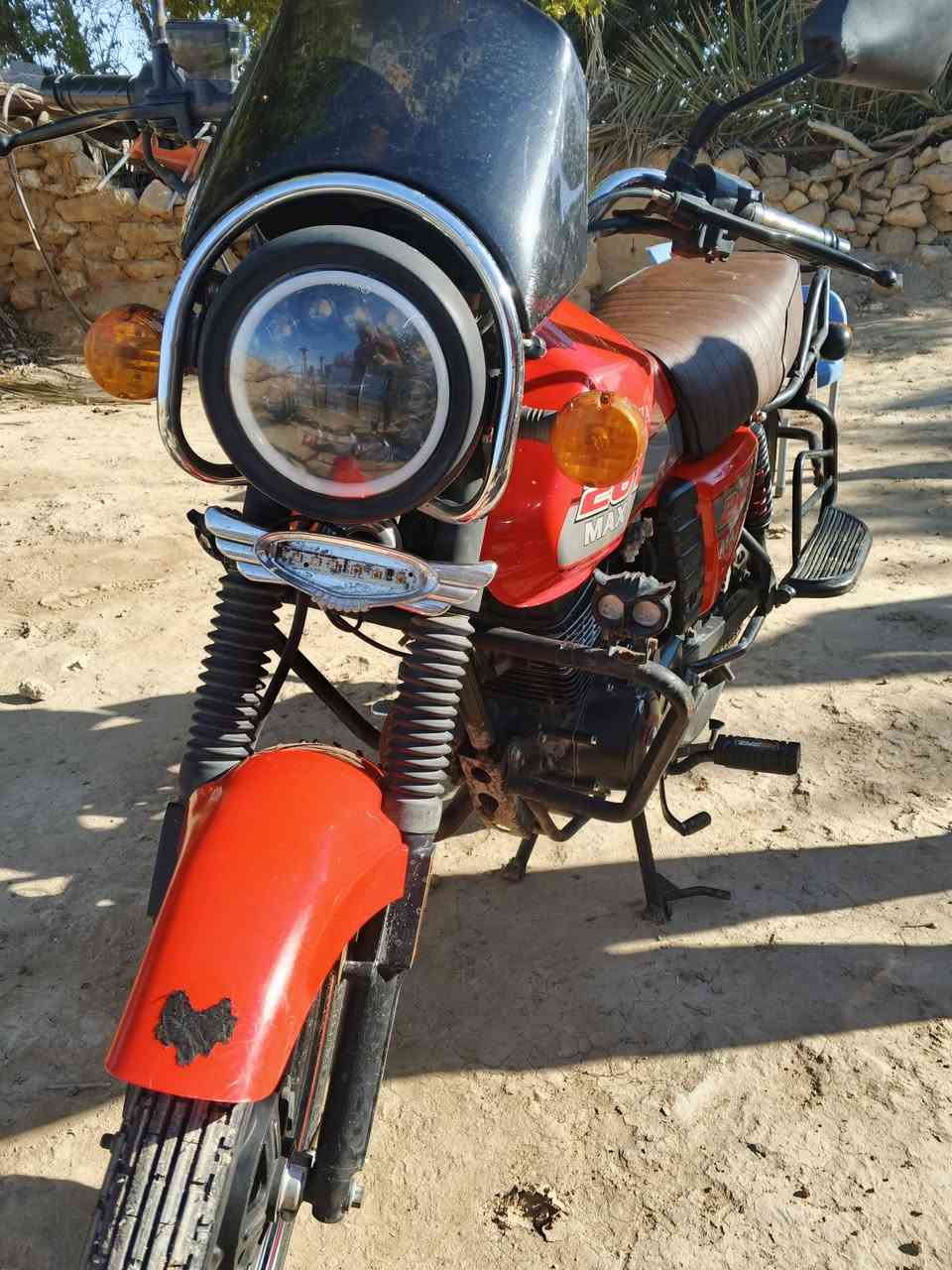 السلام عليكم دراجة دايوان للبيع الدراجة جديدة المديل 2023اوراق كاملة شرط الترقم الموشراي لا يتعبني المكان ديالى حمرين ***********
