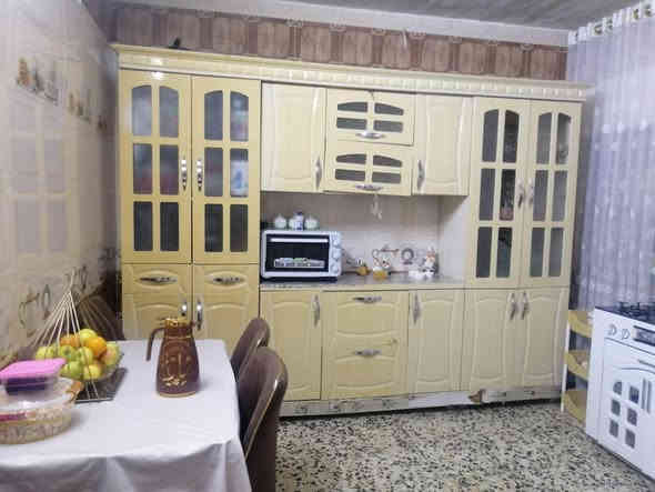 كاونتر قياس ٢ ونص
سنك ١متر ونص
***********
سعر١٥٠ بيه مجال 
العنوان شعب حي بساتين
