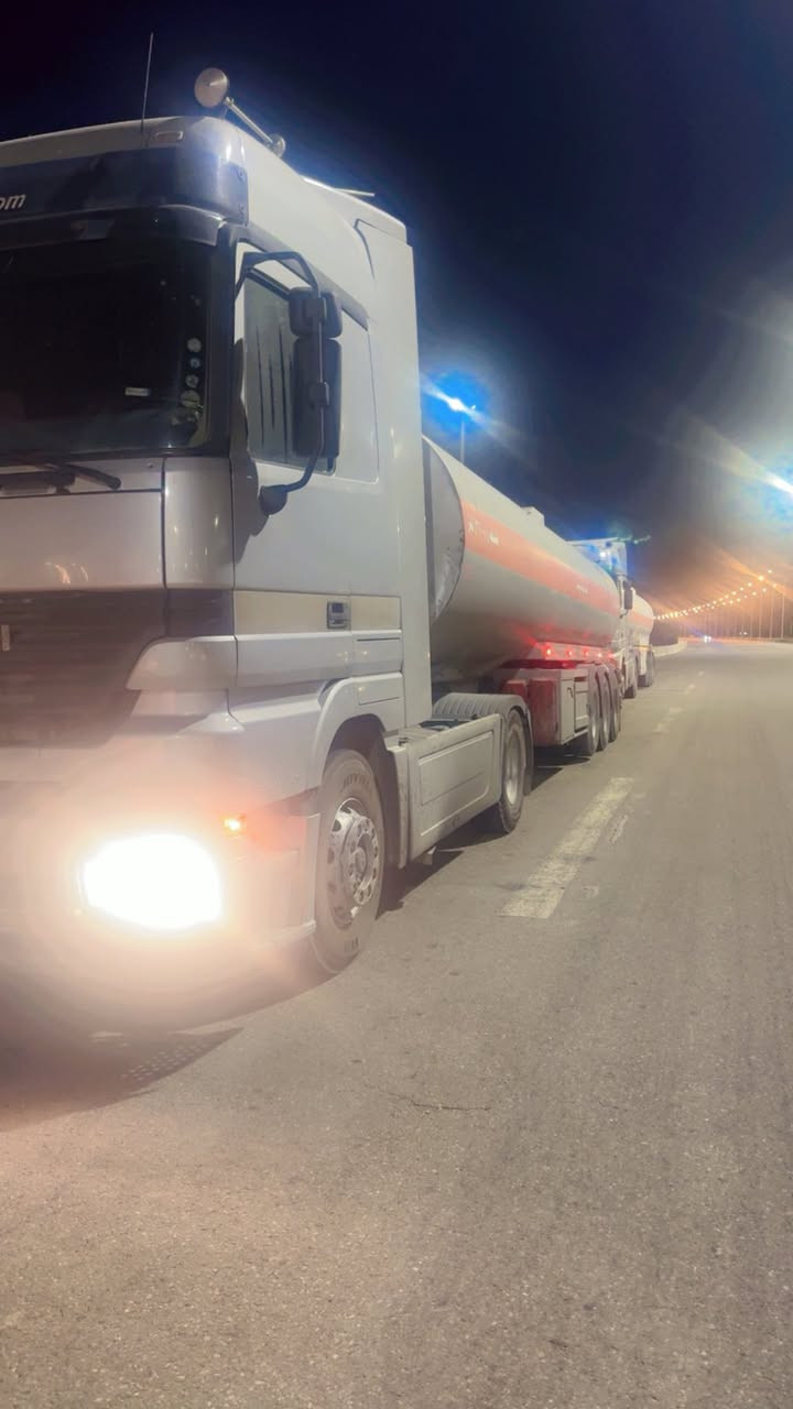 سلام عليكم اكتروز شمعه 43 موديل ٢٠٠١ بسمي. طوناج جي بي إس.ريتايدر تبريد تخم تاير.السعر ٢٧٥
رقم الهاتف/ ***********
