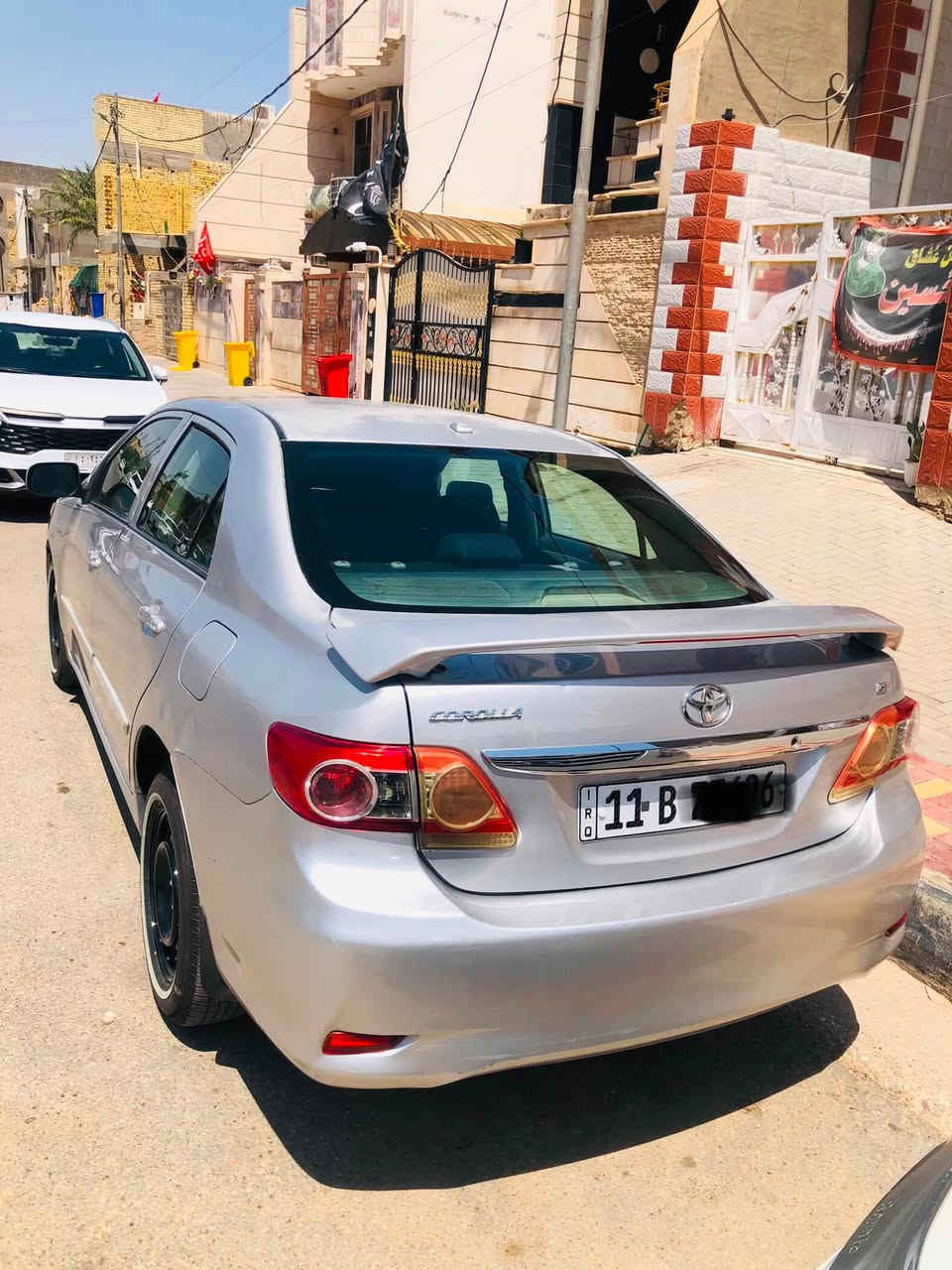 كورلا ٢٠١٠ محدث ٢٠١٣ وارد امريكي  رقم بغداد انكليزي باسمي سنوية لنهاية ٢٠٣٠ بيها ٣ قطع تبديل نفس اللون والقديمات موجودات ماردت اصبغهن لان جاردات مكينة ٢٠١٩ جديدة وصدر امامي وخلفي وتخم تاير جديد سيارة كاملة من كلشي السعر ١٠٠ وبيها مجال  المكان الكوت ***********
