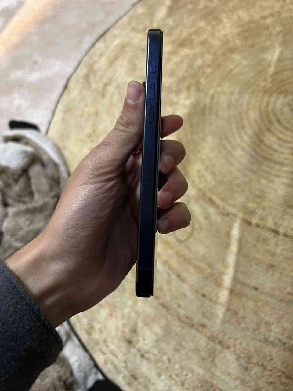 السلام عليكم ايفون ١٥ برو ماكس ذاكره ٢٥٦ بطاريه ٨٩ الجهاز مبدل شاشه نوعيه كلش حلوه ومبدل كامره مال تفصيخ الباقي كله شغال وكله بلاد فيس ايدي شغال وبي طخه بل شاصي مثل مموضح بل صوره نموذج m عربي ماستر السعر ٥٧٠ وبي مجال بسيط مكاني بغداد الاسكان شارع مستشفى الطفل الاستفسار الاتصال على الرقم ***********
