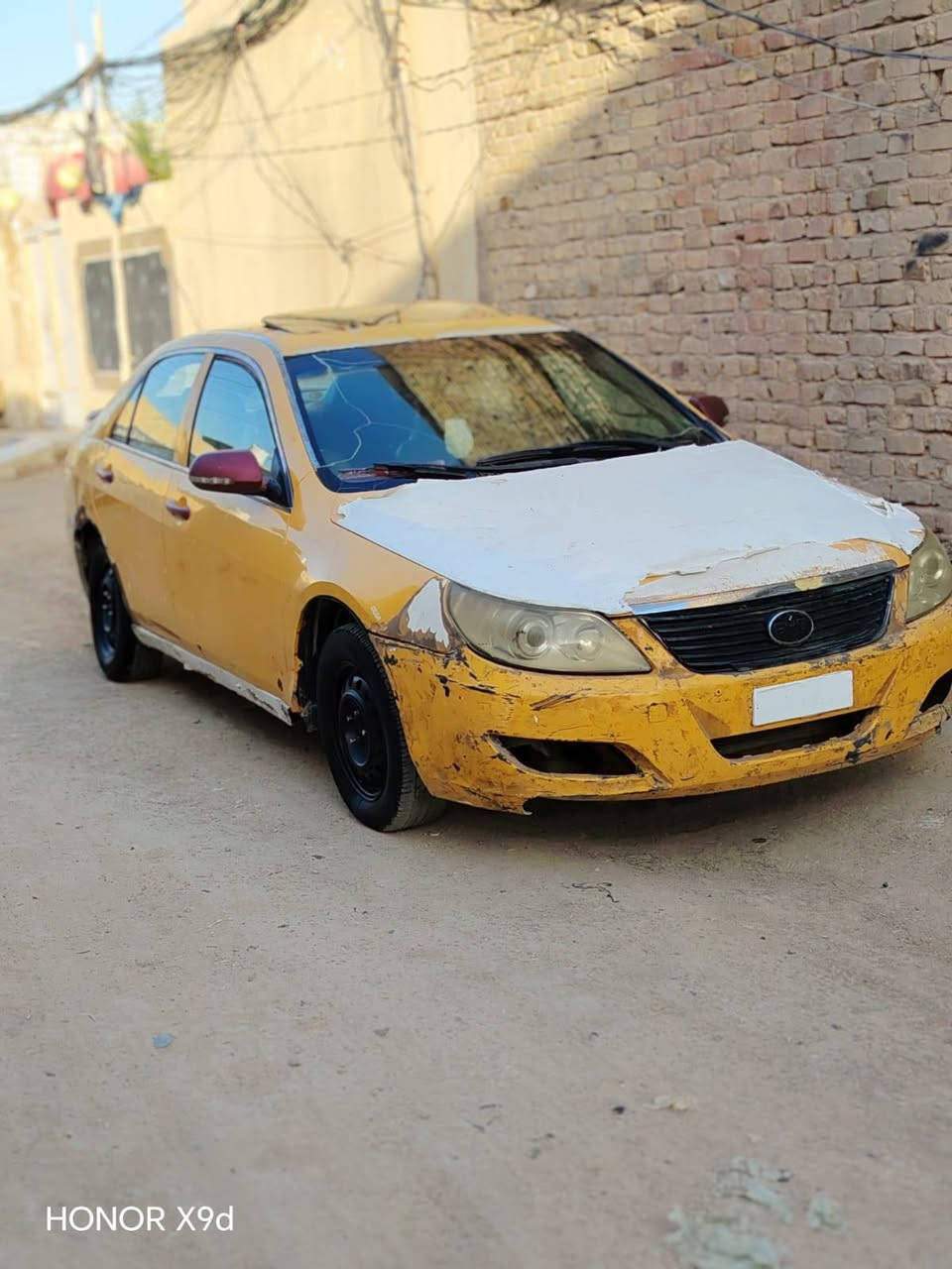 سلام عليكم بيوادي f6حجم كبير رقم بغداد احمر راعيه موجود بل نجف اكاتبك ويا راعيهه كبل ميطلب عليها  كير مكينه توهه مصعدهن جدد شاشه تاب تايرات نضاف حداديه70بل ميه  مكان نجف شارع المطار الاستفسار عل رقم***********
