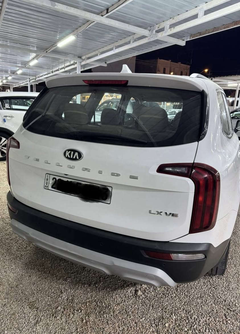 السلام عليكم كيا تيلورايد 2020 خليجي فول
مواصفات 1/1 عده الفتحه 6 سلندر 7 راكب مكفولة 

كفالة عامة من الصبغ والضربة السيارة بعده جديده
 بل نايلون 
مكينه كير محرك كفالة عامة رقم اربيل تحويل ثاني يوم 

 العنوان الانبار الرمادي 

السعر 240 وبيه مجال وترهم مراوس حسب القناعة 

لاستفسار ***********
