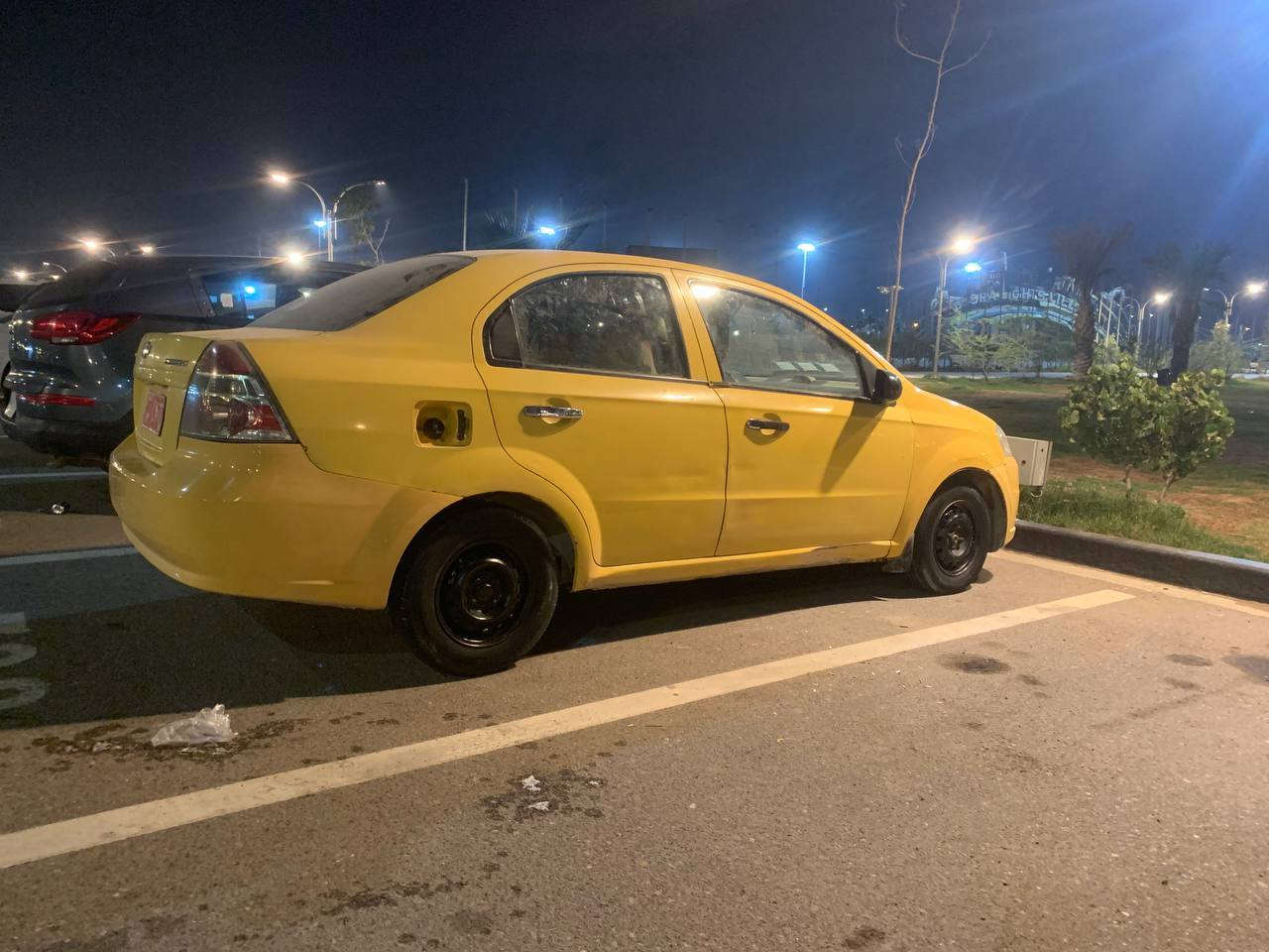 السلام عليكم سيارة افيو مكينه وكير جدد تبريد عوزة بس غاز اريد بيها مراوس بسايبا هذا رقمي العمدة سايبا يراسلني ***********
