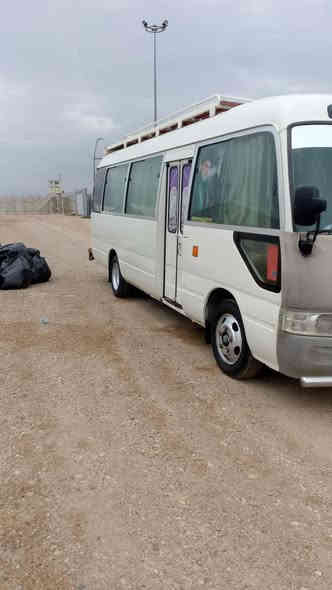 السلام عليكم كوستر 2015سياره جاهزه كير ومكينه وكسل خير من الله  منضومه غاز اسعر 320مكان السياره بصره قضاء المدينه  التفسار التصال ***********
