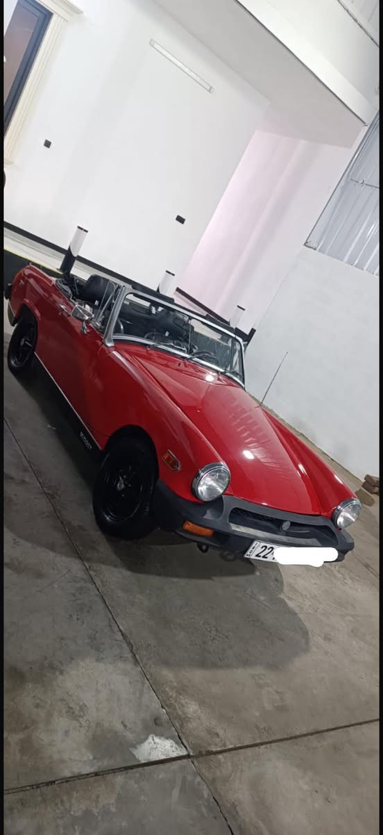 السلام عليكم للبيع mg موديل 79 ماشية 85 الف كيلو سيارة جديدة مصبوغه عام للجمالية
للاستفسار ***********
