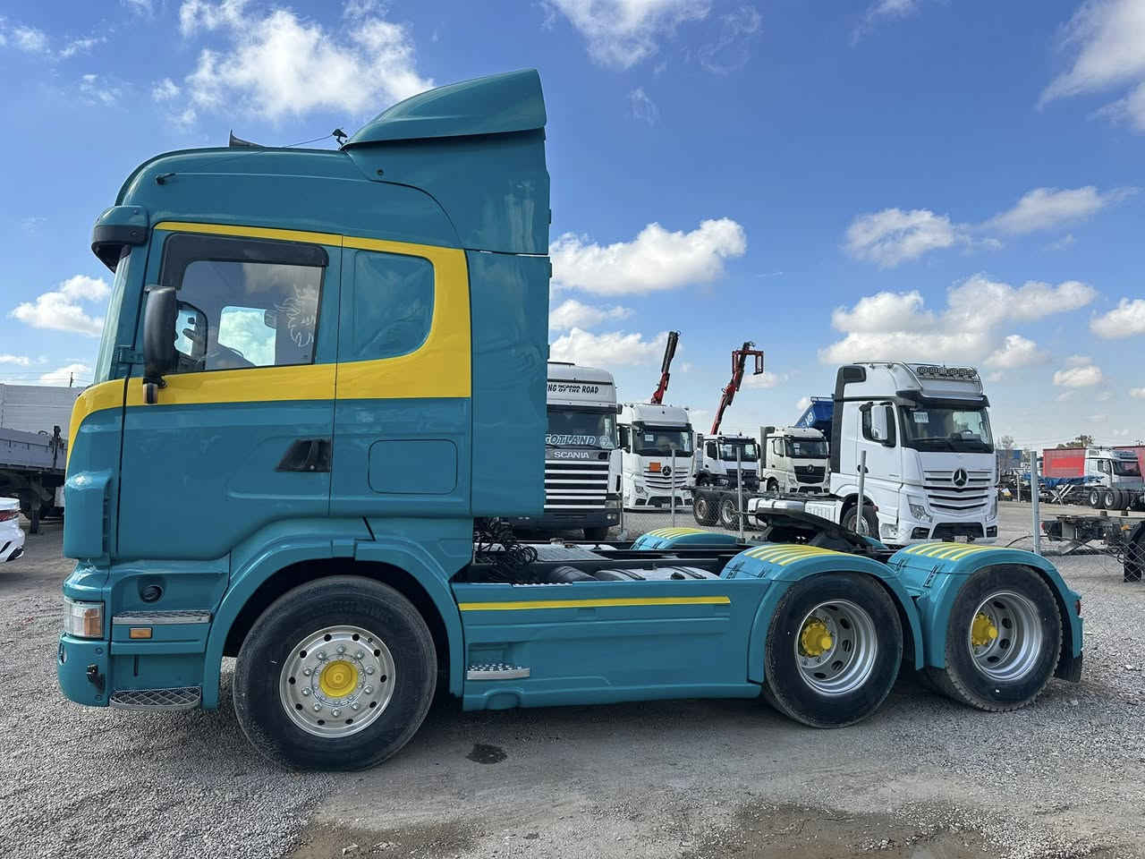 سلام عليكم سكانيا 2007 مجموعه جوبلس مربوطه فلات 4محاور رقم وسنويه جديد بسم المشتري مكينه R500 كير اوتماتيك كلج  
مكانها البصره القرنه  سعرها 290 
***********
***********
