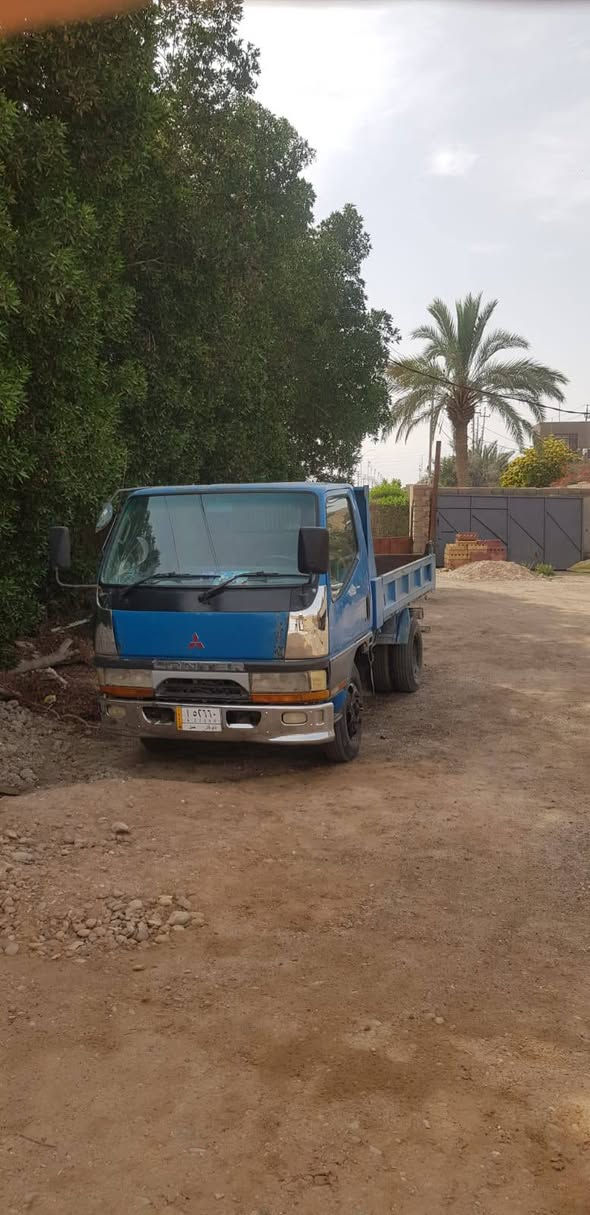 للبيع كنتر بزون مديل 95 مكينه 33 مسكر خيط بخار قليل بدون تنقيص  سياره جاهزه شاصي كفاله تخم تاير جديد حداديه جديده حلوه ونظيفه سعرها 130 وبيه مجال اتصل ع الرقم اكثر استفسار //  *********** العنوان ناصريه
