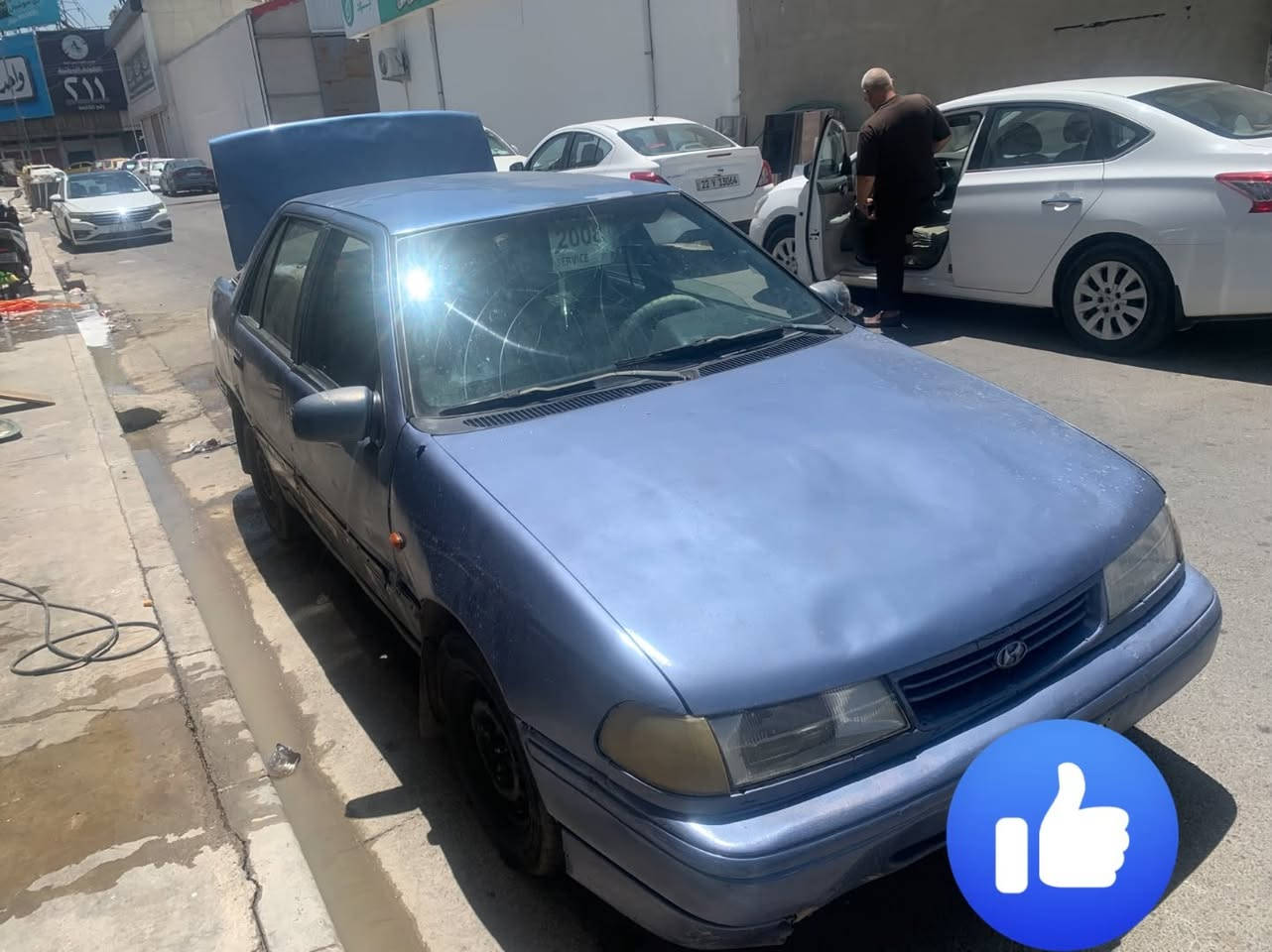 هونداي. للبيع. سياره نظيفه وكادم العين. رقم الماني بيها كاربون ماستر شرط التحويل  
السعر ١٧ للاستفسار اكثر اتصال غلى الرقم ***********
