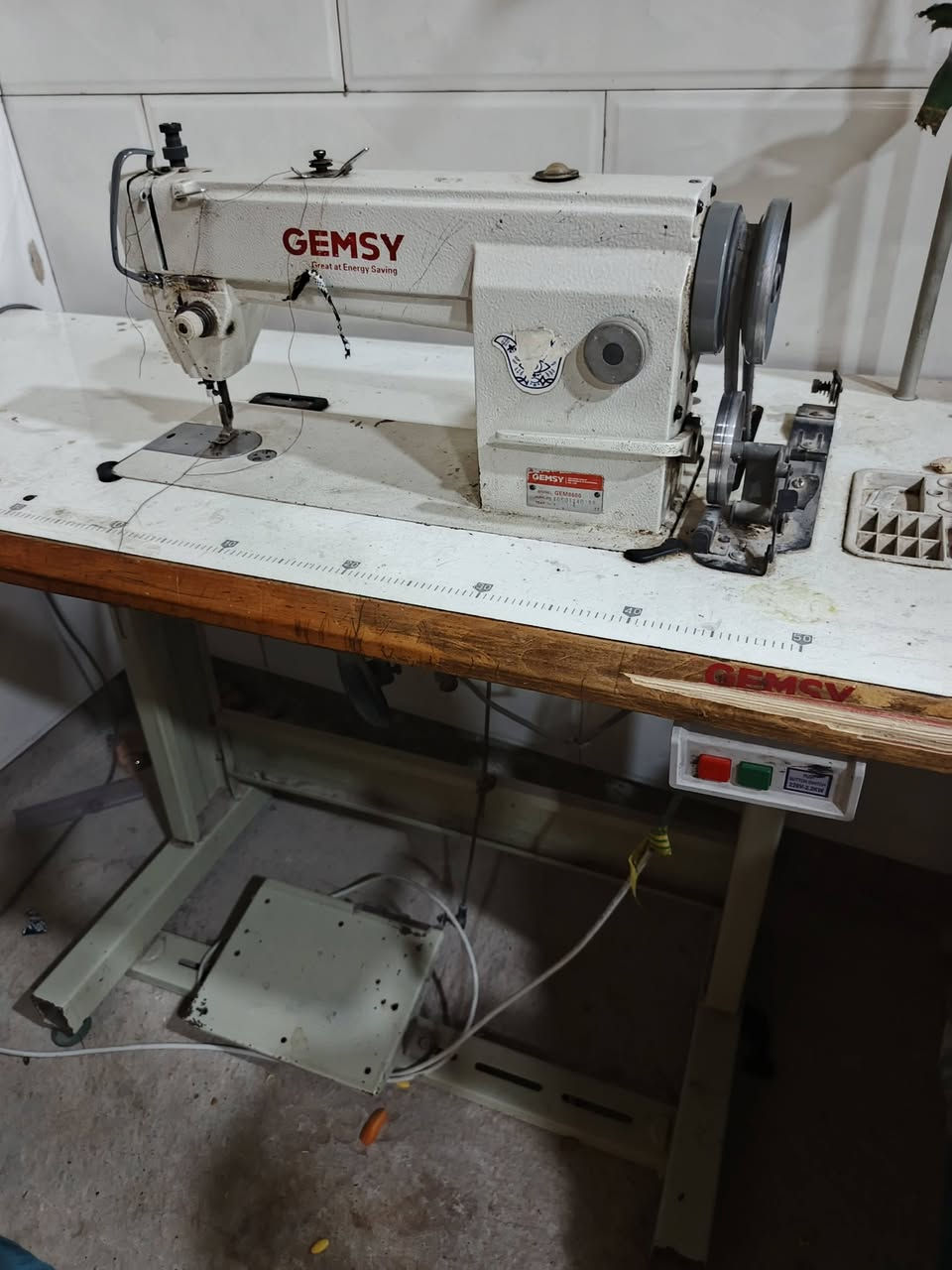 مكينه خياطه نضيفه ما داخله تصليح مكان بغداد سعر 225بيهه مجال قليل
***********
