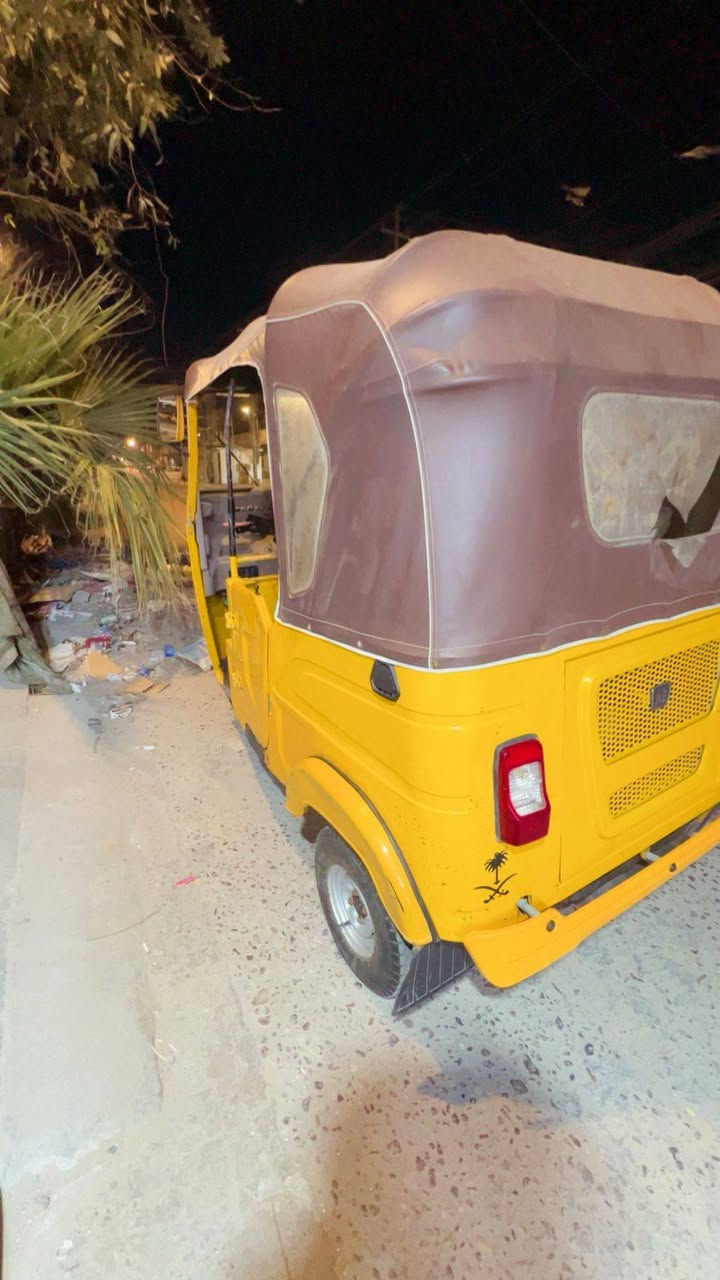 تكتك اوراق 21 تكتك كفاله ماعده ضربه بالصفحه يمنه وره تكتك مكينه مجفته تجفيت شركه لا تنقيص ولا تبخير ناعمه مالها صوت سعرها 6700 وبيها مجال تعال شوف و تدلل عنوان  بصره حي الاصدقاء
***********
