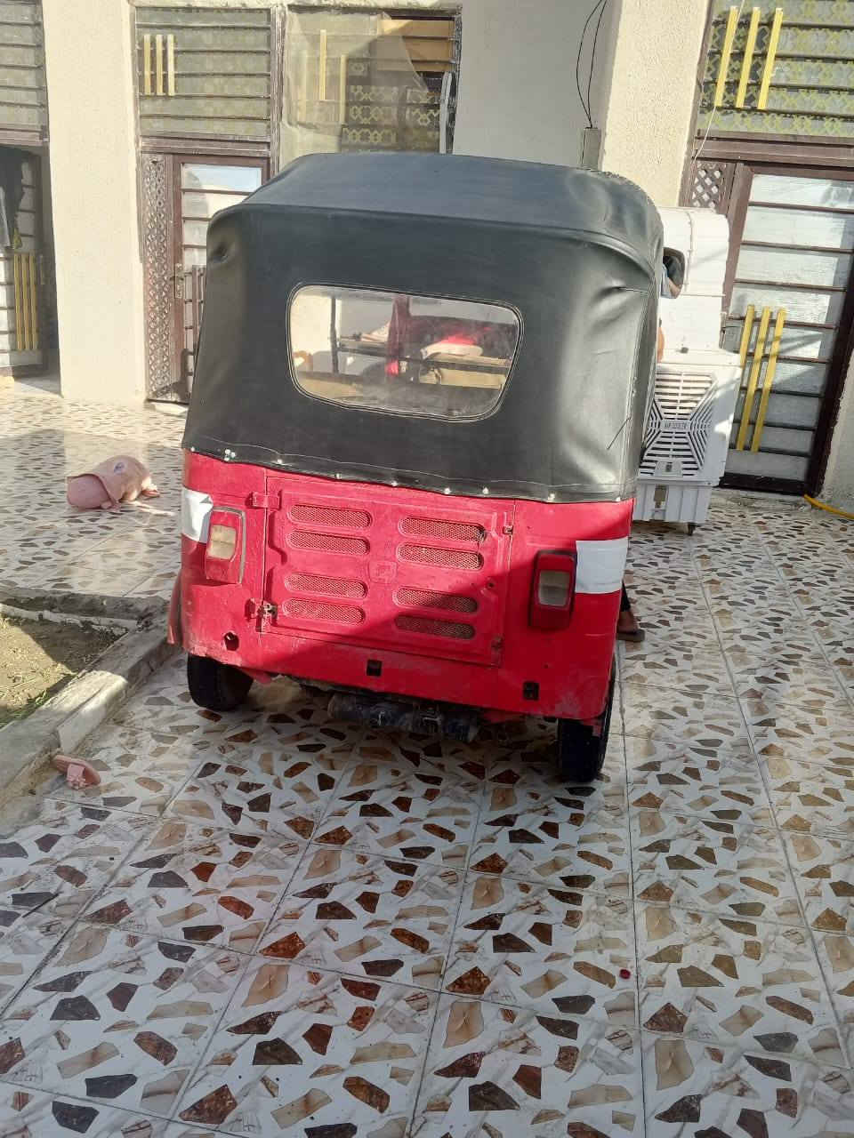 السلام عليكم تكتك للبيع  باجاج موديل 2017 اوراق
للستفسار راسلني واتساب***********
