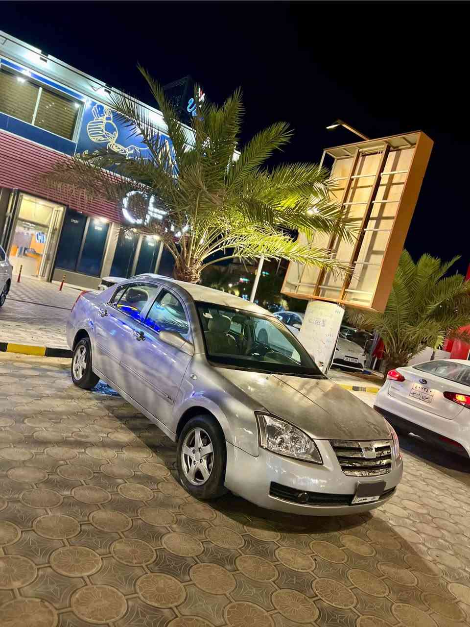 سلام عليكم اخوتي الطيبين 
شيري اي فايف للبيع مديل ٢٠١١ سيارة بدون نقص حدادية مكينة كير شرط الفحص قطرة صبغ مابيها سابقاً فقط سويت الخياسات جان بيها شي بسيط تبريد مكينة كير كفالة حدادة جديد سيارة نعومة ونشاط شرط الزيرو سعر ٤٥ مكلف ب النشر رقم صاحب السيارة *********** مكانها نجف حي الاشتراكي
