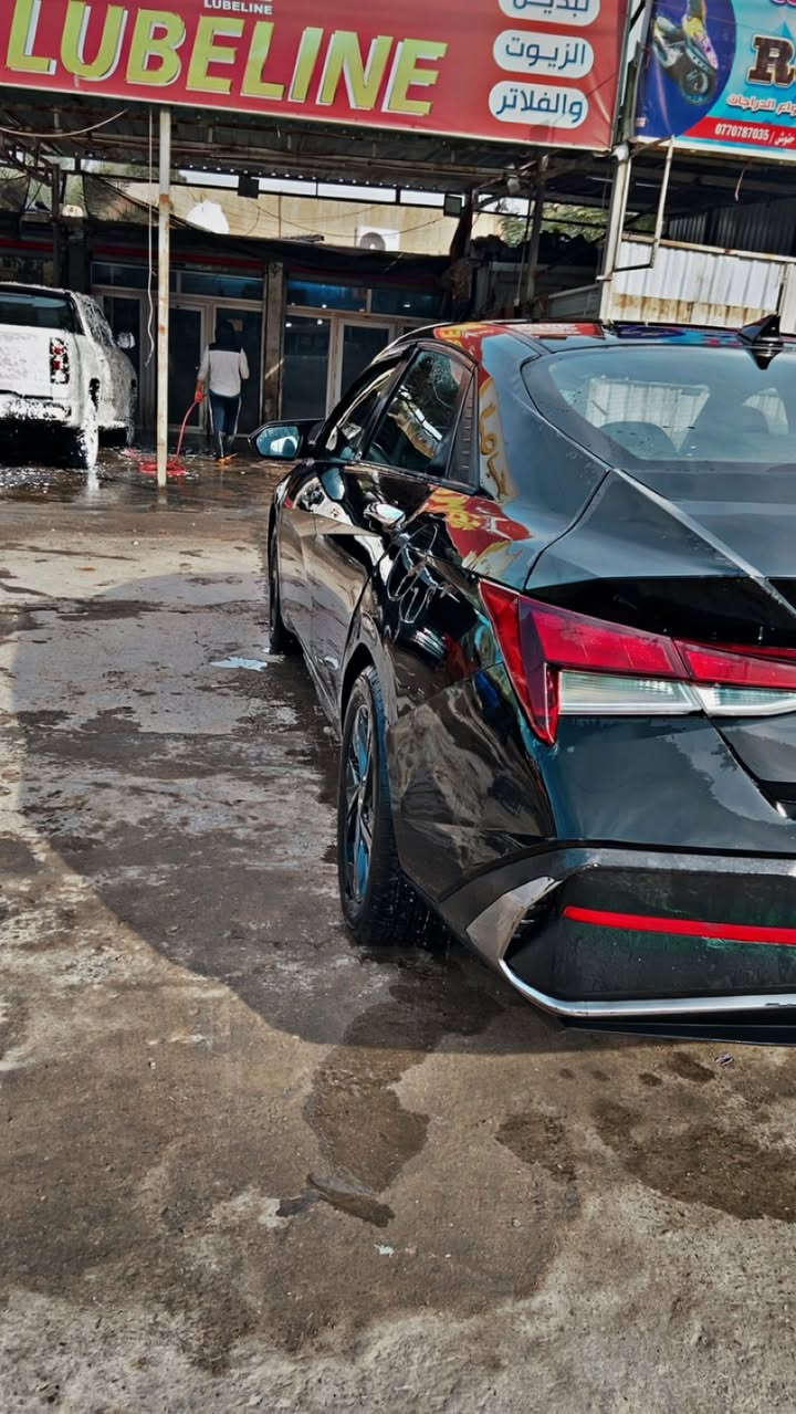 النترا 2022 بغداد
السلام عليكم السياره وارد امريكي ضربتها  الباب الخلفي عكس السايق و شويه من الجاملغ  وبيه اهنا ضرر جماملغ خلف السايق و قبغ جنطه على البارد يعني ٤ قطع خلفي السياره بجم كبس كير مكينه مكلفولات و بيه ملاحضات بسيطه مثلا رصعه خفيف 
السعر ١٣٧ و بيه مجال قليل للشراي حك الجيه 
رقم هاتف 
***********
