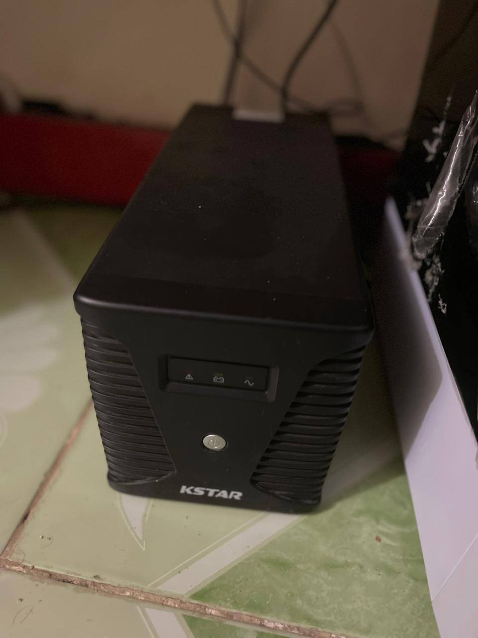 السلام عليكم 
حاسبه للبيع نظيفه كلش 
مكاني الجنينه
رقم التلفون ***********
