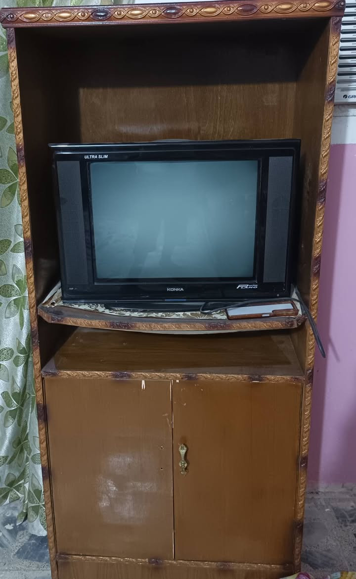 غرفة مستخدمة 6 ابواب طابقين ملحق

داخل والخارج صاج طبيعي

حلوة ومرتبة وناعمة ومناسبة 
 #سعر خاص


**إذا كنت صاحب هذا الإعلان وتريد حذفه لأي سبب، رجاءا أرسل رسالة إلى الدعم الفني**