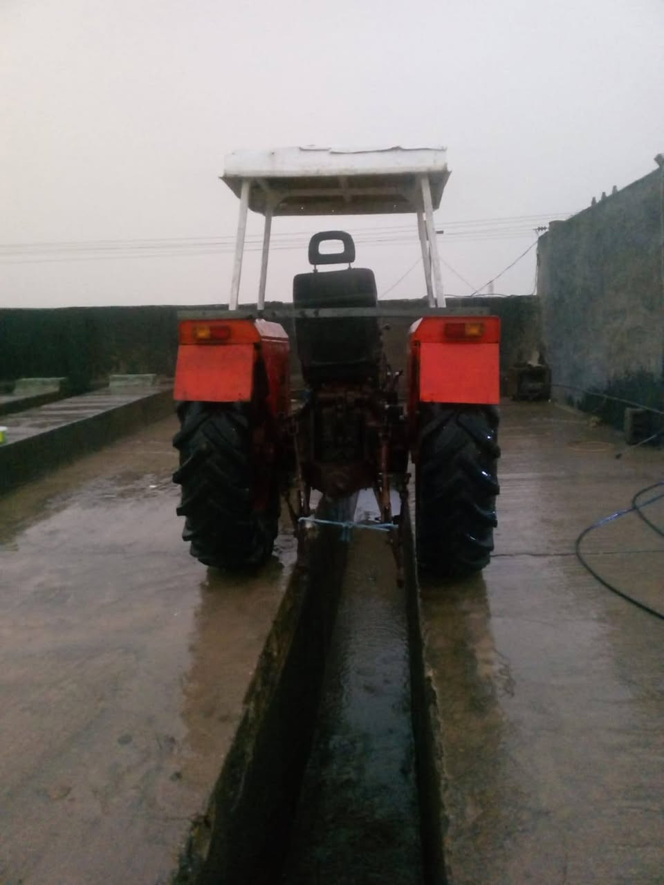 تنكتر عنتر للبيع بعده نضيف سي اويل جديد دهن محرك جديد


**إذا كنت صاحب هذا الإعلان وتريد حذفه لأي سبب، رجاءا أرسل رسالة إلى الدعم الفني**