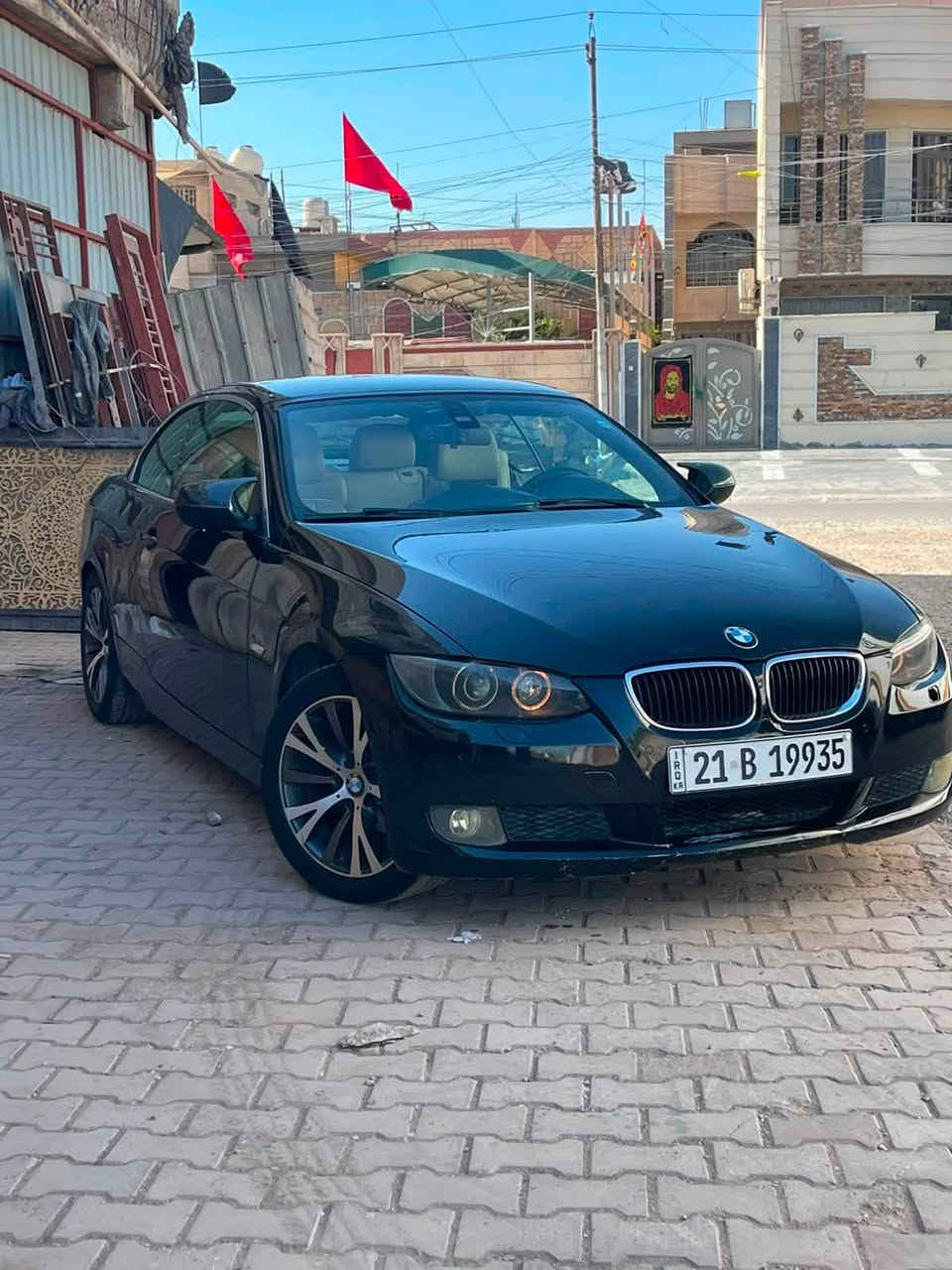 السلام عليكم 
e93
كشف 2010 قطعتين صبغ فقط 
مكينه 2000 بدون تيربو بانزين عادي ومحسن
كير عادي 7 نمر 
كير مكينه كفاله السياره تخبل وناعمه 
صدر جديد 
تبريد ثلج ❄️
مقاعد تدفئه وتبريد
داخل عسلي خزن وتحكم كشنات بل كامل
فول تحكم استيرن ونضام اوامر صوتيه
مري عاكسه للضوء
بعد بيه هواي موصفات 
رايديه 100$ وبيه مجال يرهم بيع او مراوس


**إذا كنت صاحب هذا الإعلان وتريد حذفه لأي سبب، رجاءا أرسل رسالة إلى الدعم الفني**