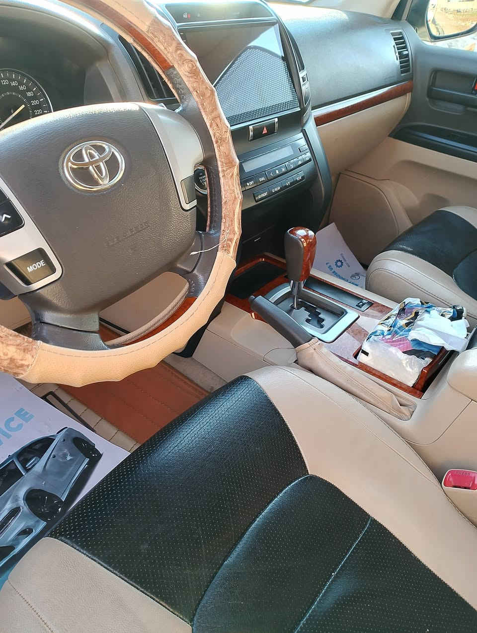 جكسارة 2012 رقم اربيل دولي ماشية 172 بلادي على وضع الشركة ام الطفاية المواصفات فتحة سقف انارة داخلية ثلاجة إشارة ترحيب شاشة لمس رادار أمامي خلفي بصمة بصمة ابواب كشنات جلد متحرك مرايا قلاب بالترجيع بعد مواصفات مكفولة السعر 360 متواجد بالموصل سعر نهاءي ***********
