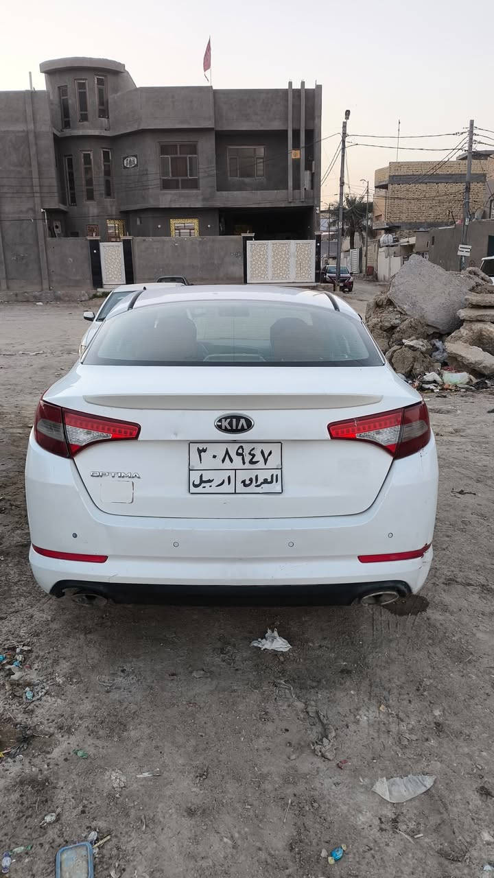 اوبتما ٢٠١٣ وارد خليجي مكينه الفين وربعميه مامفتوحه رقم اربيل القديم بسم شركه فيصل عزيز  السياره طاير بنيده فقط كما موضح السعر  ١١٥ وببه مجال الاتصال  ***********
