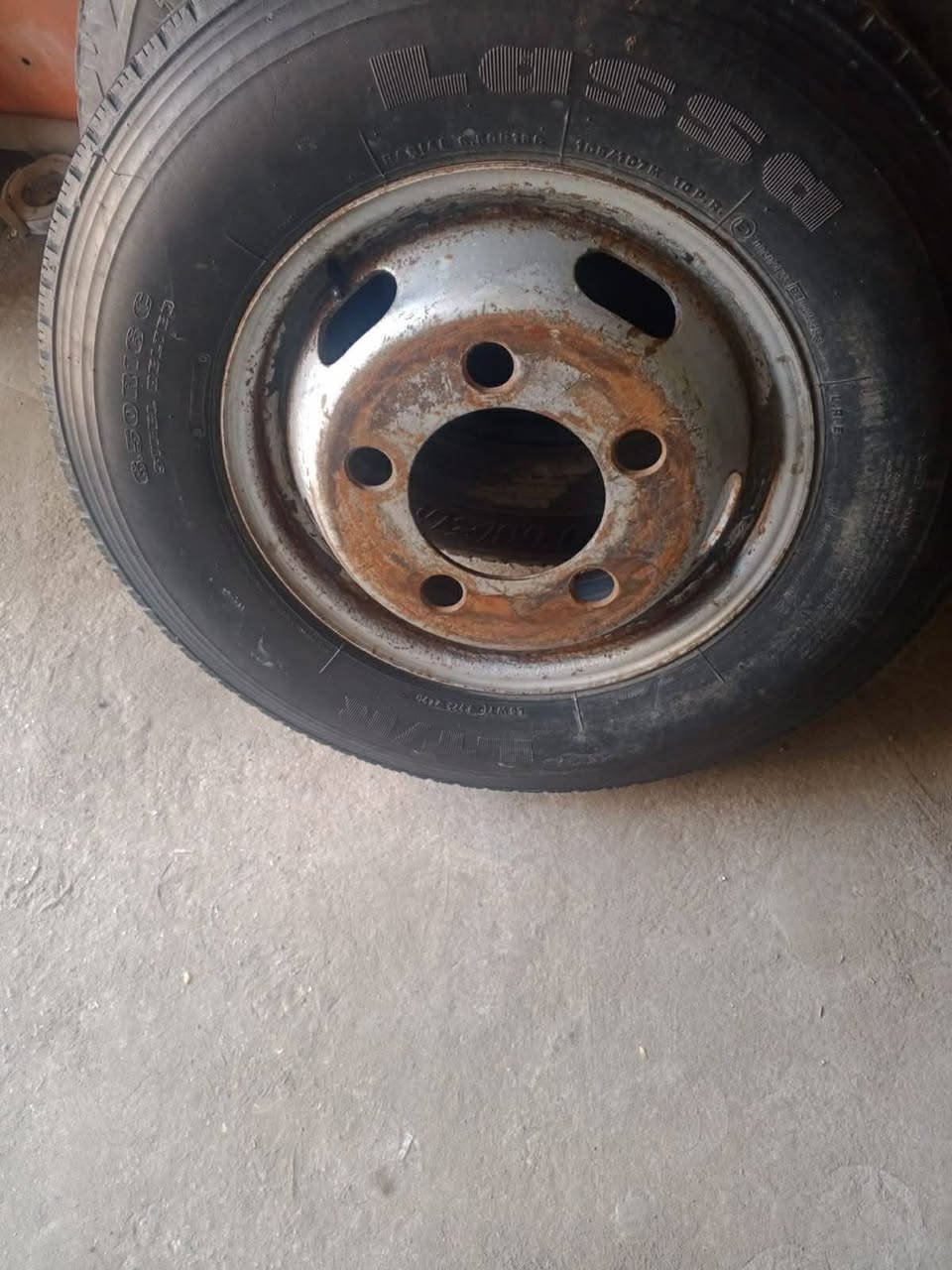 السلام عليكم  تاير كنتر جوبلس  العنوان بغداد البلديات اتصل على الرقم وسهلة ***********بي واتساب
