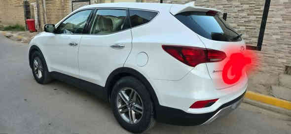 هيونداي سنتافي – وارد أمريكي
موديل: 2017
محرك: GDi، أربع سلندر
المسافة المقطوعة: 133,000 ميل

المواصفات:

مواصفات عادية 

حاجب باللايت الأمامي

شاشة

كاميرا إضافية

دوشمة جلد إضافية

الحالة الفنية:

المحرك مبدل قبل 20 يوم فقط، من سيارة ماشية 40 ألف

تايرات جديدة

بطارية جديدة

صيانة كاملة بدون أي نقص

تقرير السونار مرفق مع المنشور

الحدادية على وضع الشركة، باستثناء "طخة" بسيطة في الجنطه وتُعتبر مكفولة
رقم بغداد بأسمي 
السعر 160$
للأستفسار 
***********
