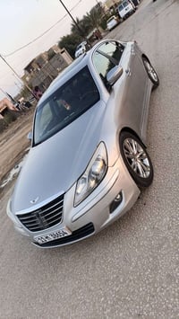 جنسز • ٢٠١٢ • رشات صبغ