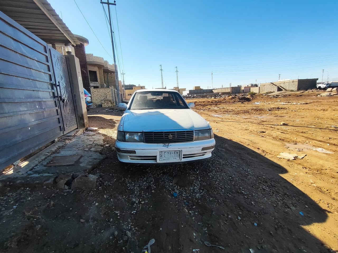 للبيع بطه موديل 93 سنويه 27 بسمي عليها غرامه 200 العسر 32
مكان واسط كوت  
تبريد شغال منضومه جديده باتري جديد تخم تاير جديد
