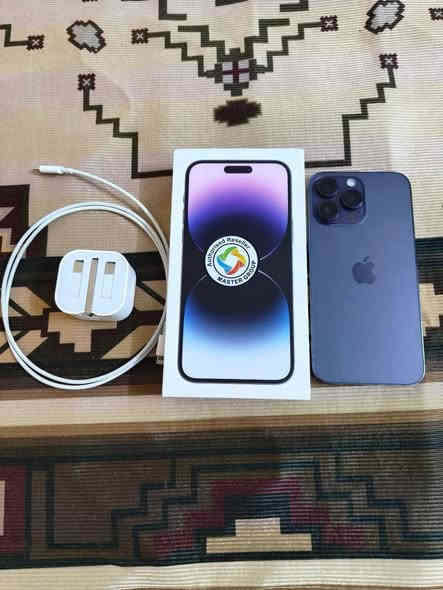 سلام عليكم متاح ايفون 14برو ماكس ذاكره 256 بطاريه 87 ضمان ماستر مكان بغداد البلديات رقم الهاتف ***********
