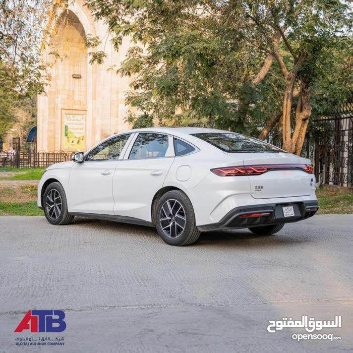 السلام عليكم byd Qin L 2025 للبيع مرقم كامل وجاهز ثاني يوم احولك لون ابيض فول بانورما بطارية كبيرة 120 كيلو الشحنة الوحدة السعر 24 مليون قفل من الاخير مكان السيارة بغداد العامرية *********** بغداد, العراق

