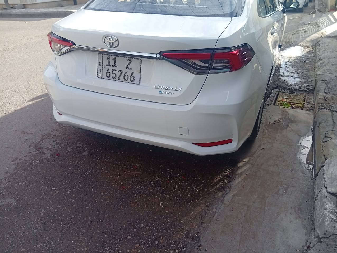 كورلة 25 ماشية  8 الف وشوي معروف مواصفاته. 23 و200
وبيهة شوي مجال مدوشمة عام دهن جديد نطخن بدراجة عدي بل دعامية وسويته  مكان منصور 
***********
