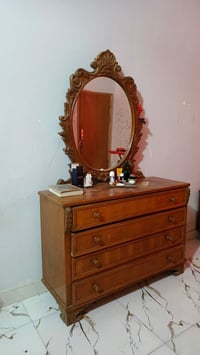 كنتور صاج تزكام عراقي ٦ بوب + ٣ ملحقات استعمال جدا قليل شخط مابي ب ٣٠٠...